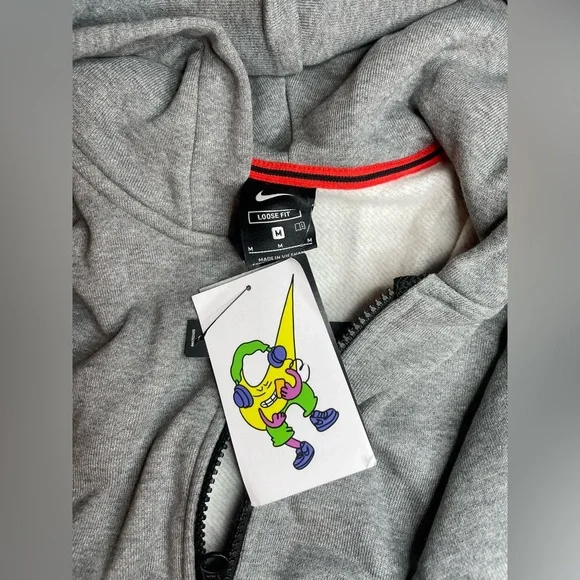 Nike boys kyrie Irving hoodie sz medium